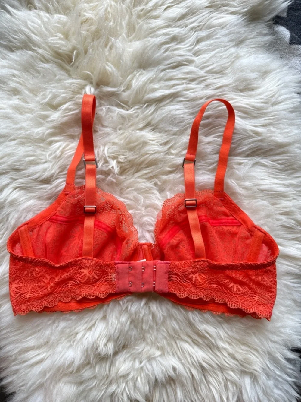 La Perla Vibrant Coral Orange Lace Underwire Bra - size 1 - NWOT